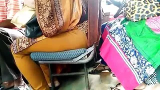 புண்டை ஒரு தெலுங்கு கே செக்ஸ் பெண்ணின் பெரிய கழுதையை சுத்திக்கும் போது, அவள் புண்டையை ஒரு செக்ஸ் பொம்மை மூலம் சுயஇன்பம் செய்கிறாள்